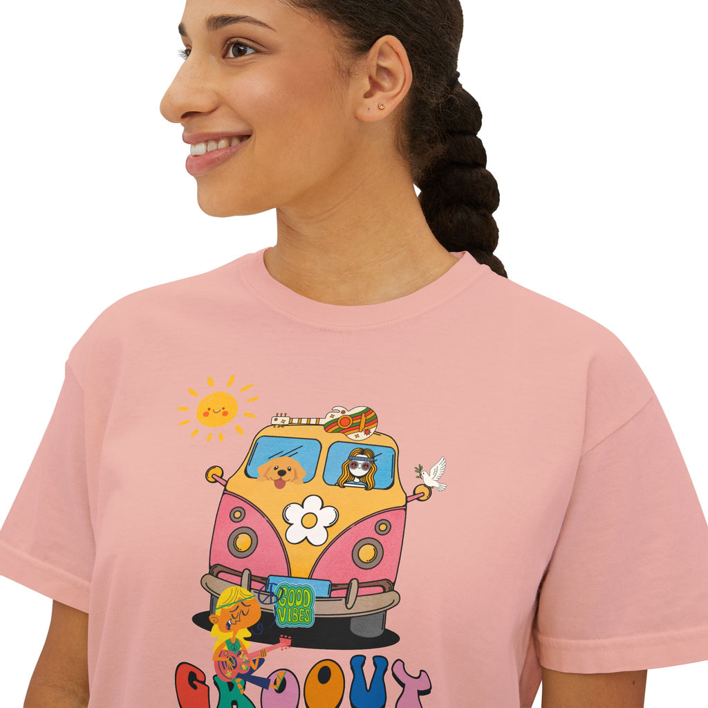 Adult Women's Boxy Tee:  Grove Out:  Peace and Love