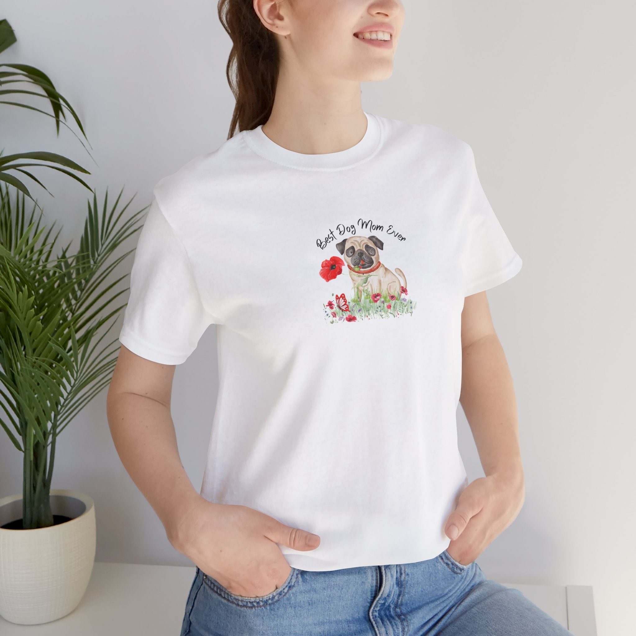 Best Dog Mom Ever Pug T-Shirt – Cute Dog Lover Gift Adult Female