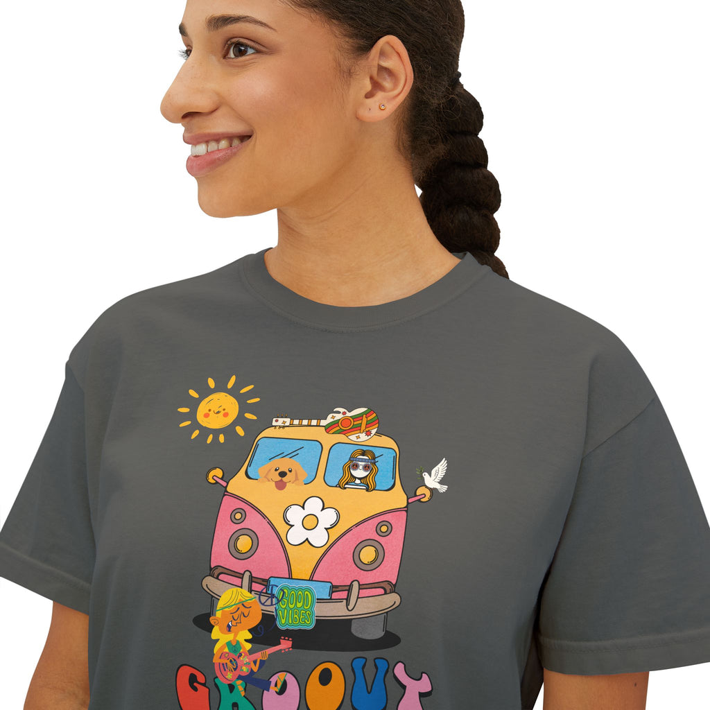 Adult Women's Boxy Tee:  Grove Out:  Peace and Love