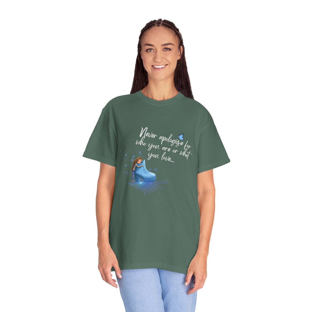 Never Apologize for What You Love   Women's Relaxed Tee