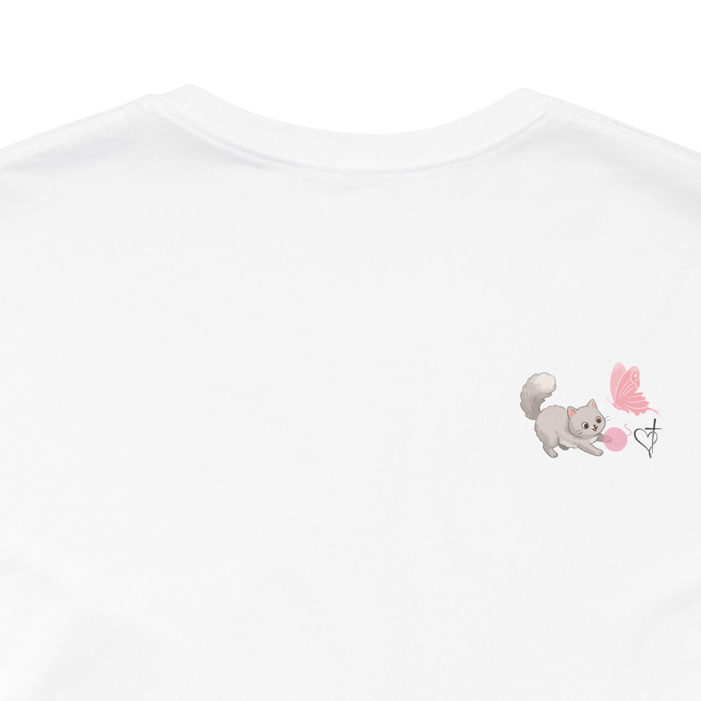 Cat Mom | Cute Kitten Heart T-Shirt – Cat Lover Gift – Plus Size Friendly Adult Female Mother's Day Gift