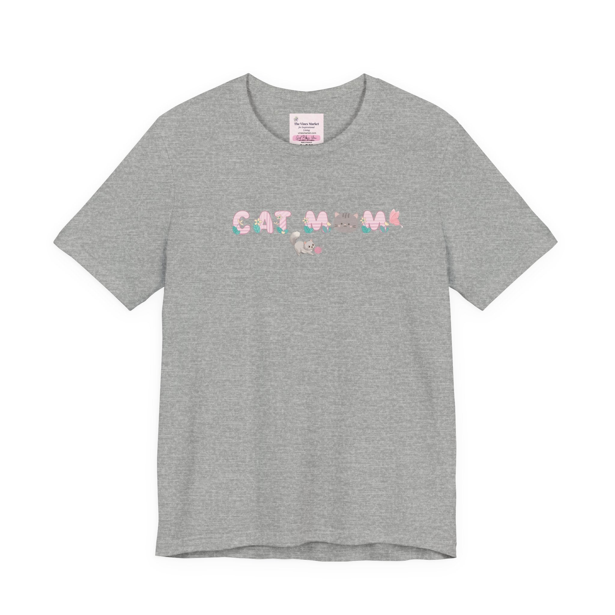 Cat Mom | Cute Kitten Heart T-Shirt – Cat Lover Gift – Plus Size Friendly Adult Female Mother's Day Gift