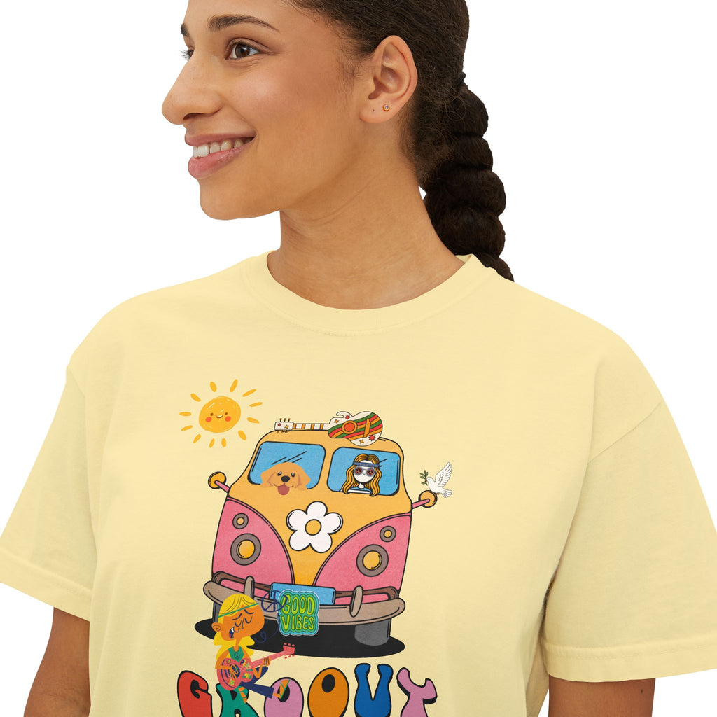 Adult Women's Boxy Tee:  Grove Out:  Peace and Love