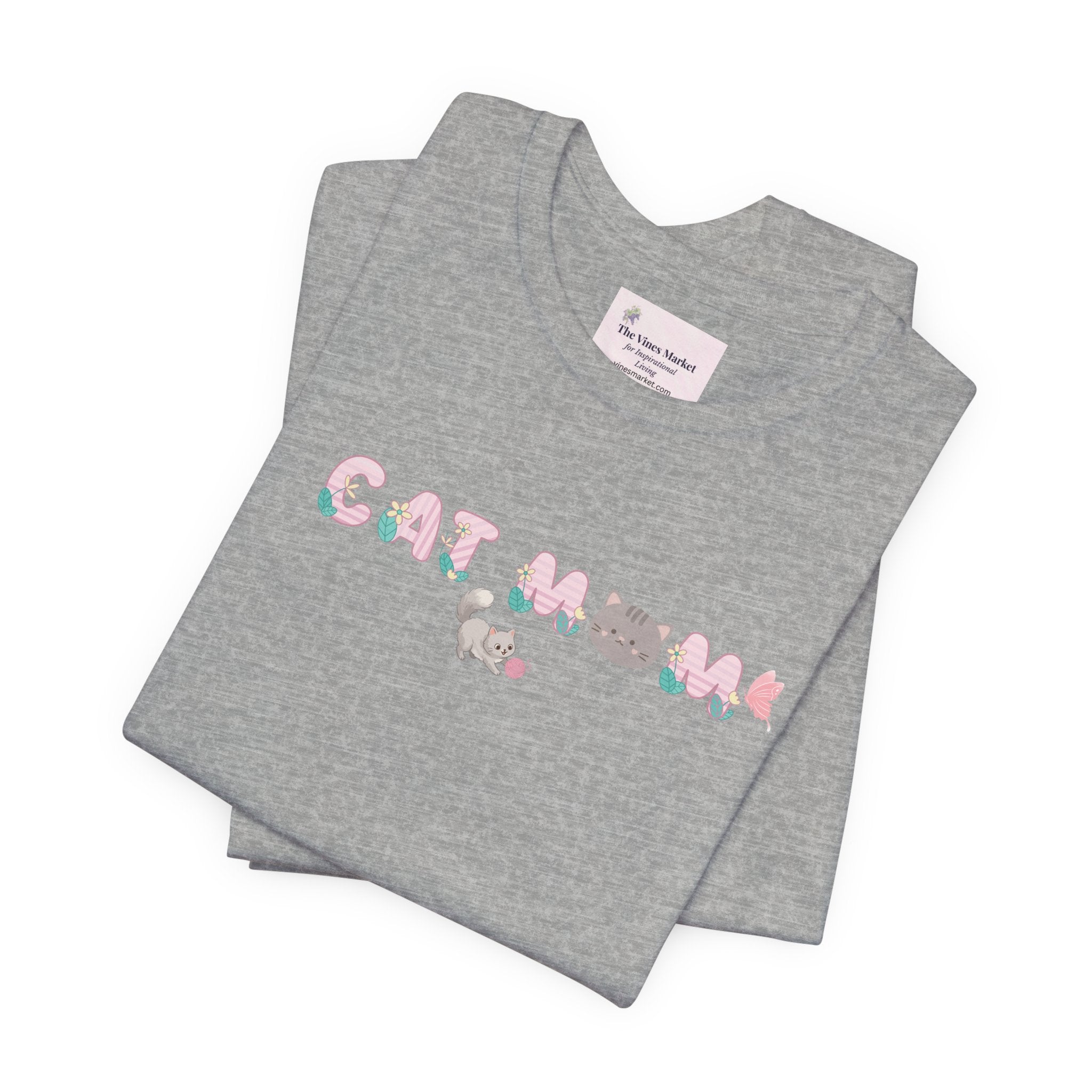 Cat Mom | Cute Kitten Heart T-Shirt – Cat Lover Gift – Plus Size Friendly Adult Female Mother's Day Gift